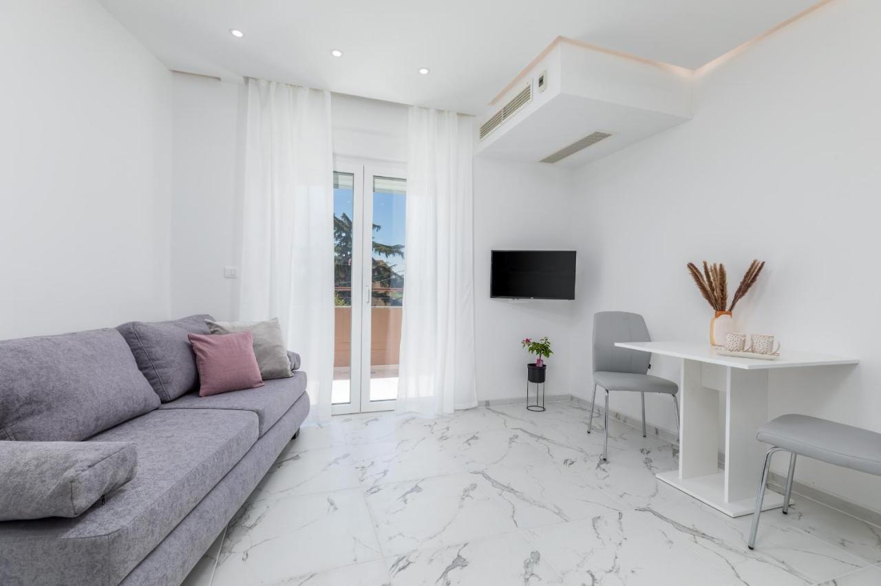 Apartman Knezevic A Fažana Exteriör bild
