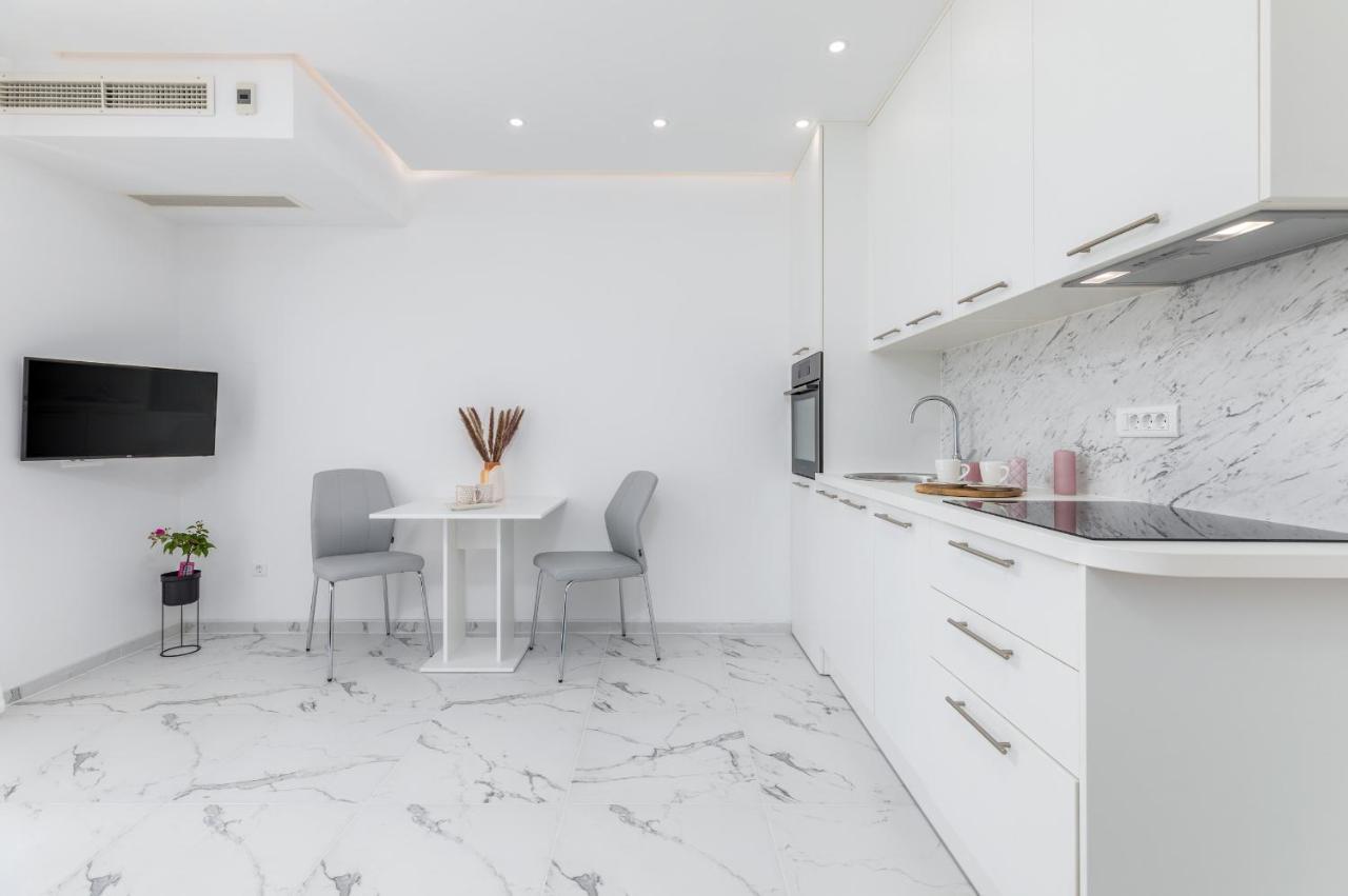Apartman Knezevic A Fažana Exteriör bild